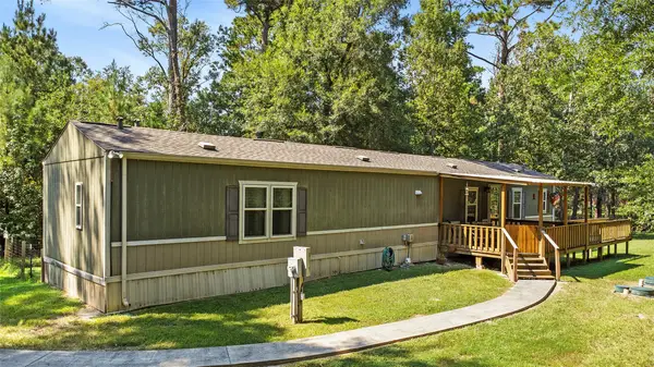375 Chestnut Bend, Huntsville, TX 77320