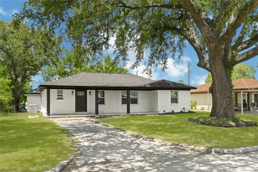 108 Chandler Drive, Baytown, TX 77521 - #3