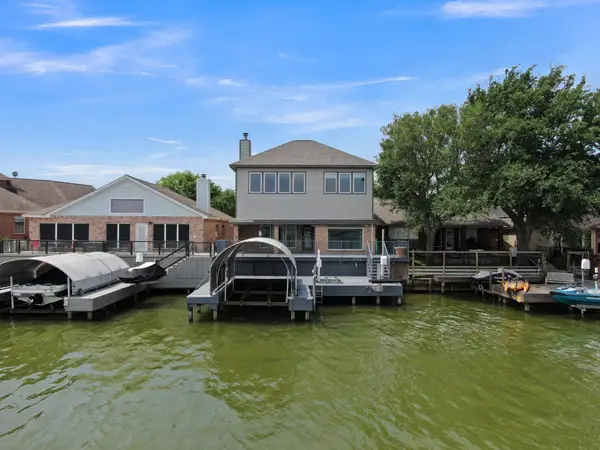 12858 Pelican Island Drive, Willis, TX 77318
