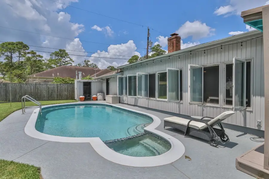 502 Wildwood Drive, Seabrook, TX 77586 - #3