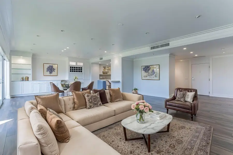 2929 Buffalo Speedway #A404, Houston, TX 77098 - #3