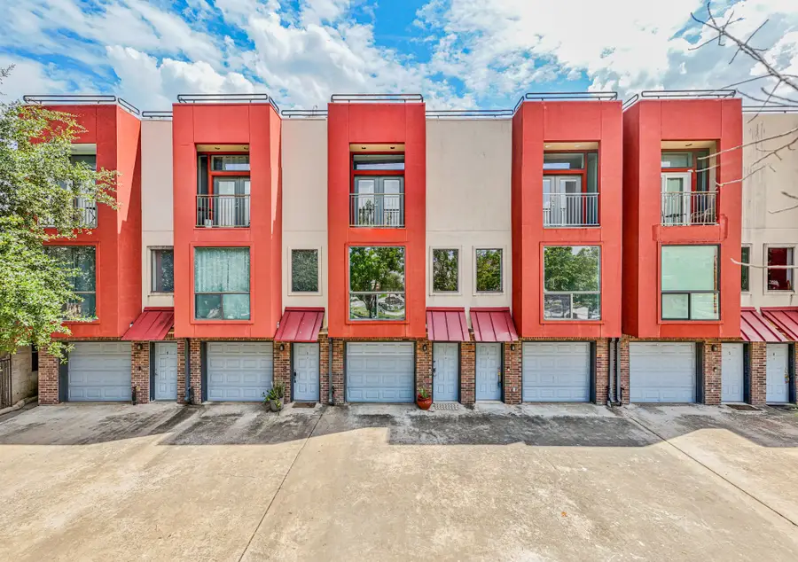 310 S Jensen Drive #7, Houston, TX 77003 - #2