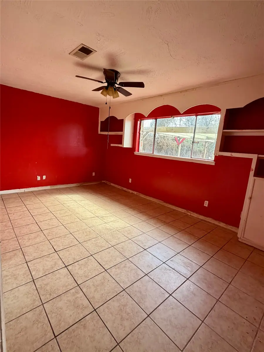 919 Grand Oaks Drive, Houston, TX 77015 - #3