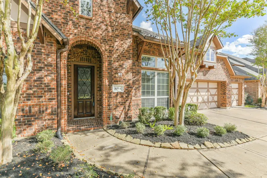 9314 Casa Blanca Circle, Cypress, TX 77433 - Image #3