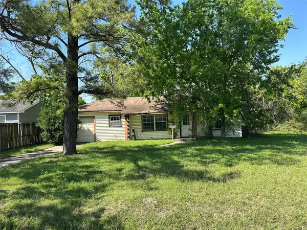 201 Ipswich Road, Houston, TX 77061