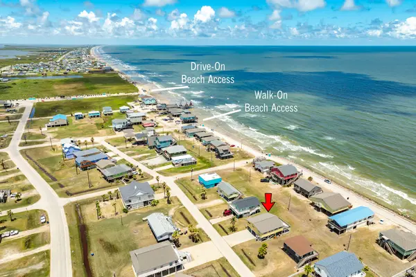 315 Seashell Drive, Surfside Beach, TX 77541