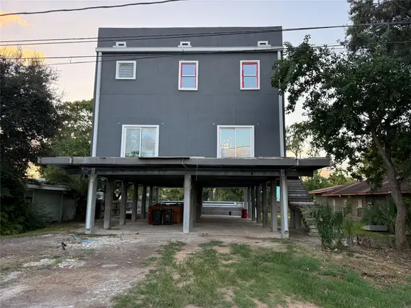 127 5th Street, Dickinson, TX 77539