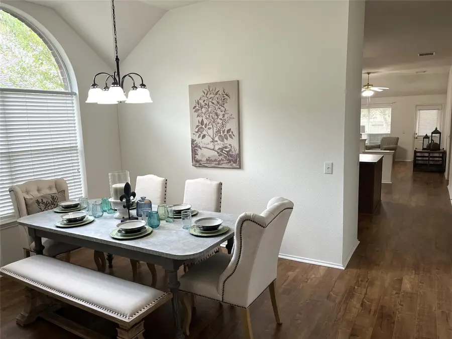 1210 Oak Canyon Lane, Richmond, TX 77469 - Image #3