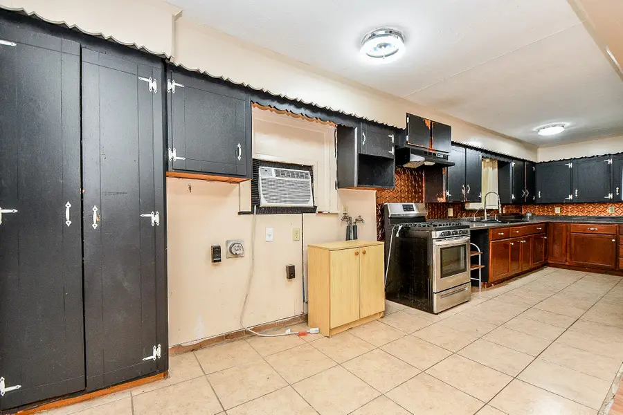 808 Morrell Street, Baytown, TX 77520 - #2