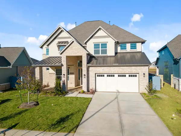 12226 Denham Drive, Mont Belvieu, TX 77523