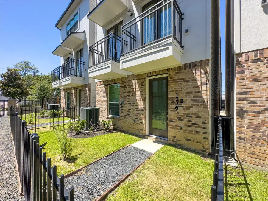 1276 N Post Oak Road #B, Houston, TX 77055 - Image #3