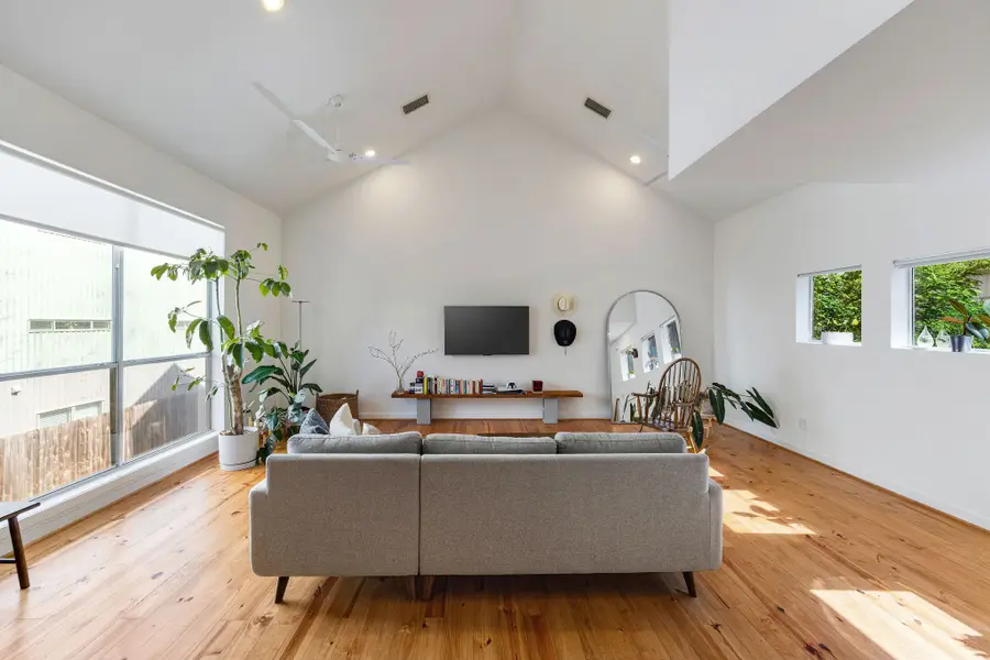 824 Ruthven Street, Houston, TX 77019 - #2