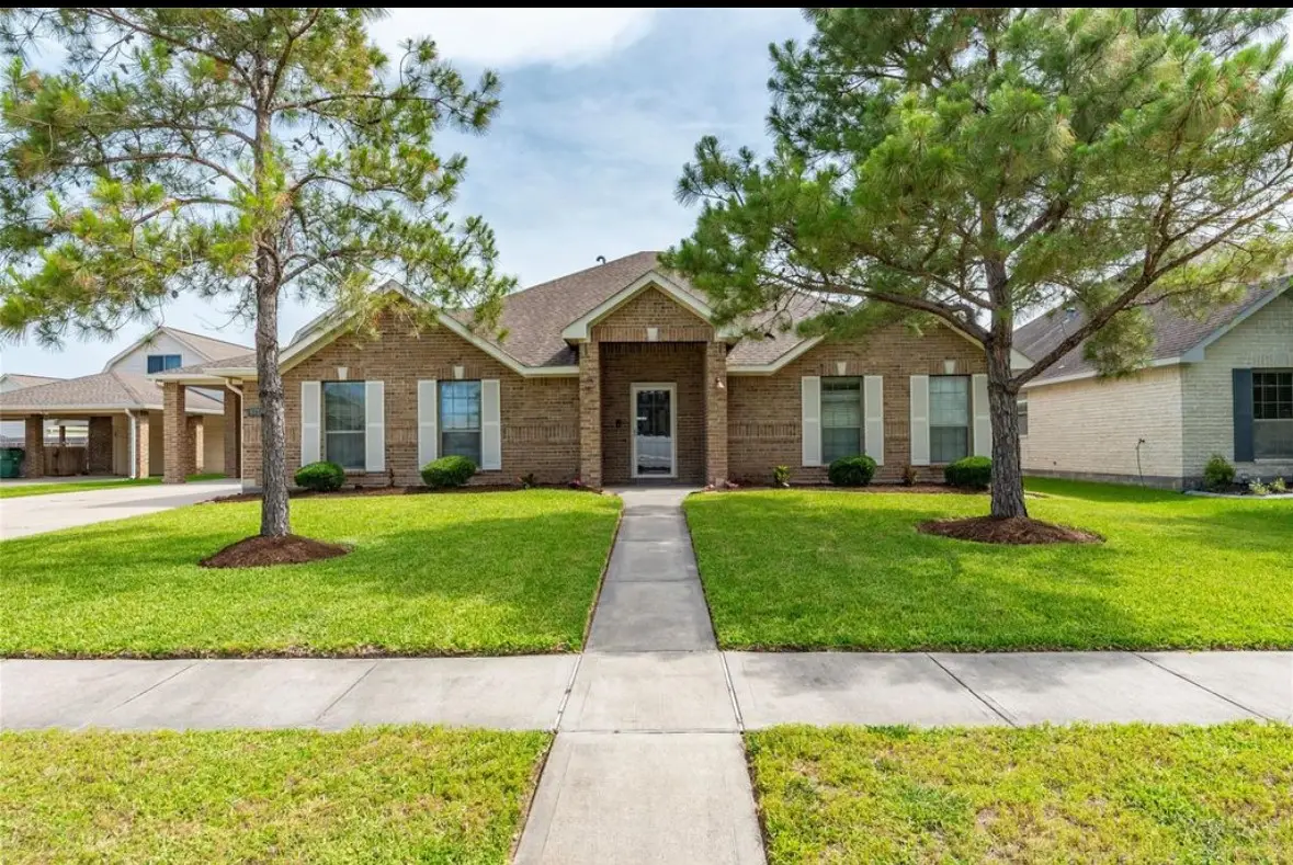 6723 Travis Street, Manvel, TX 77578 - Image #1