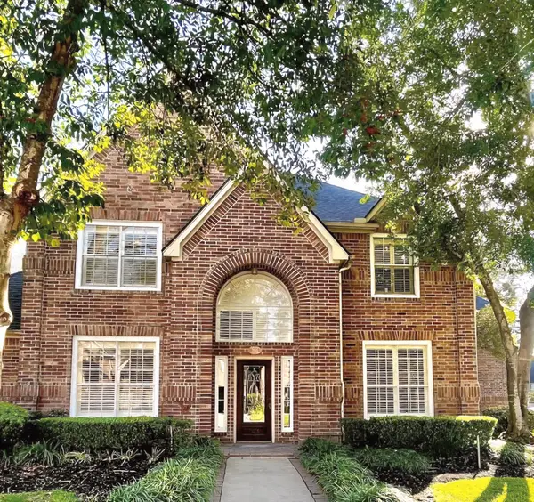 2015 Pecan Trail Drive, Richmond, TX 77406