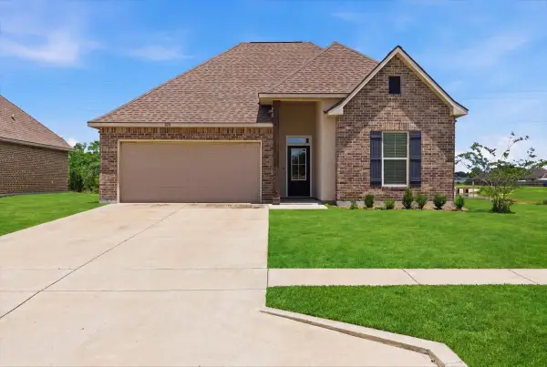 702 Balsa Wood Drive, Orange, TX 77630