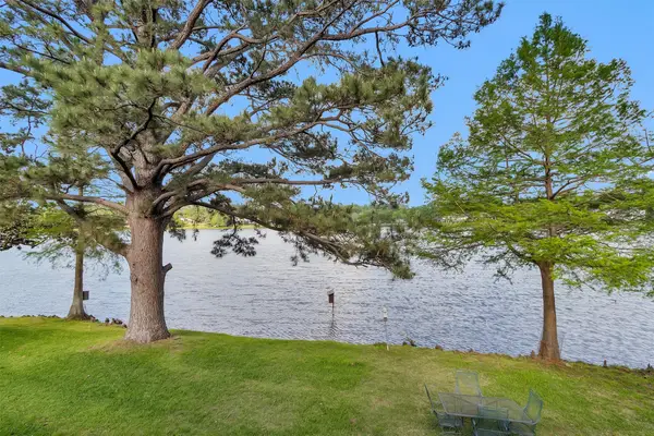 1502 Wimbledon Drive, Huntsville, TX 77340