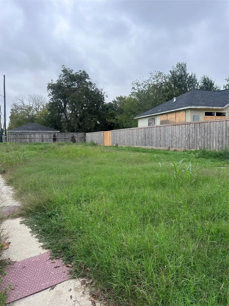 4608 N Loop East E, Houston, TX 77026 - #3