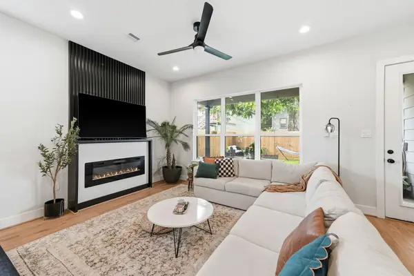 1309 Noble Street, Houston, TX 77009