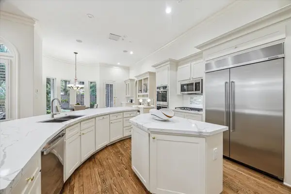 38 Scotsmoor Court, Sugar Land, TX 77479