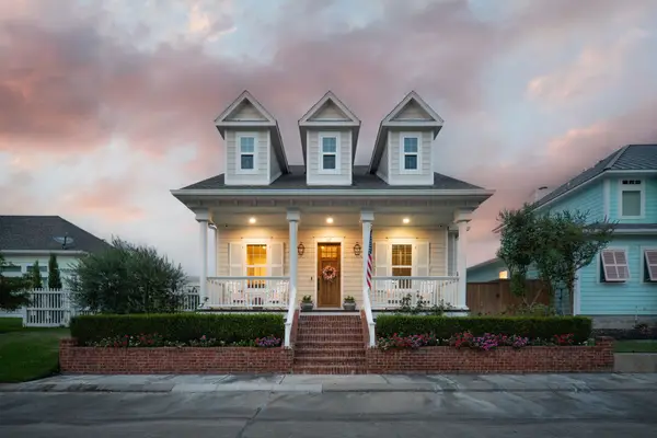 10 Mariner Pass, Galveston, TX 77554