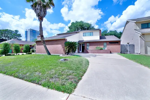 10318 Piping Rock Lane, Houston, TX 77042