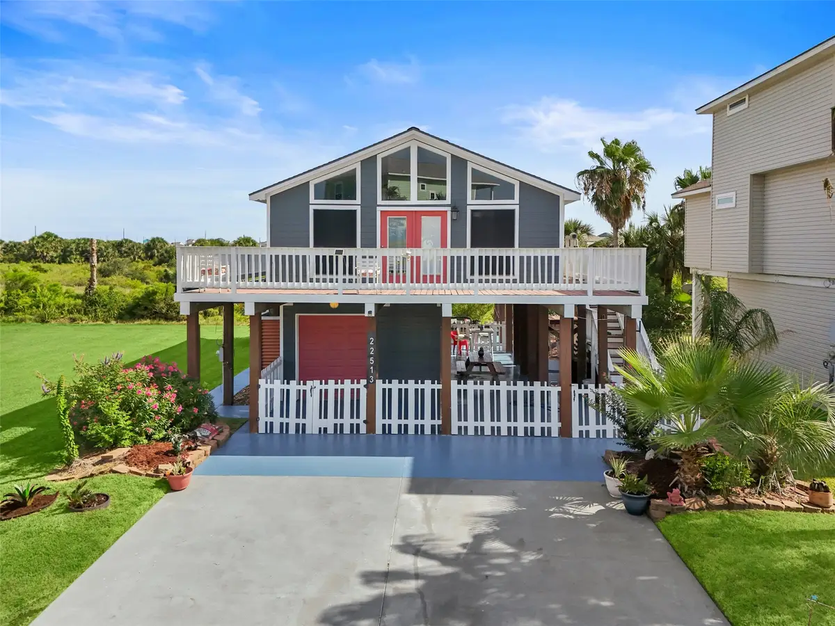22513 Bay Point Drive, Galveston, TX 77554 - Image #1