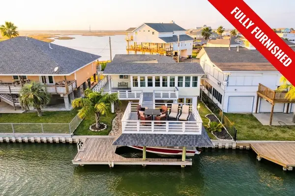 283 Barracuda Street, Bayou Vista, TX 77563