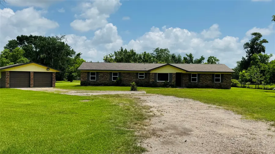 1434 County Road 878a, Sweeny, TX 77480 - Image #3