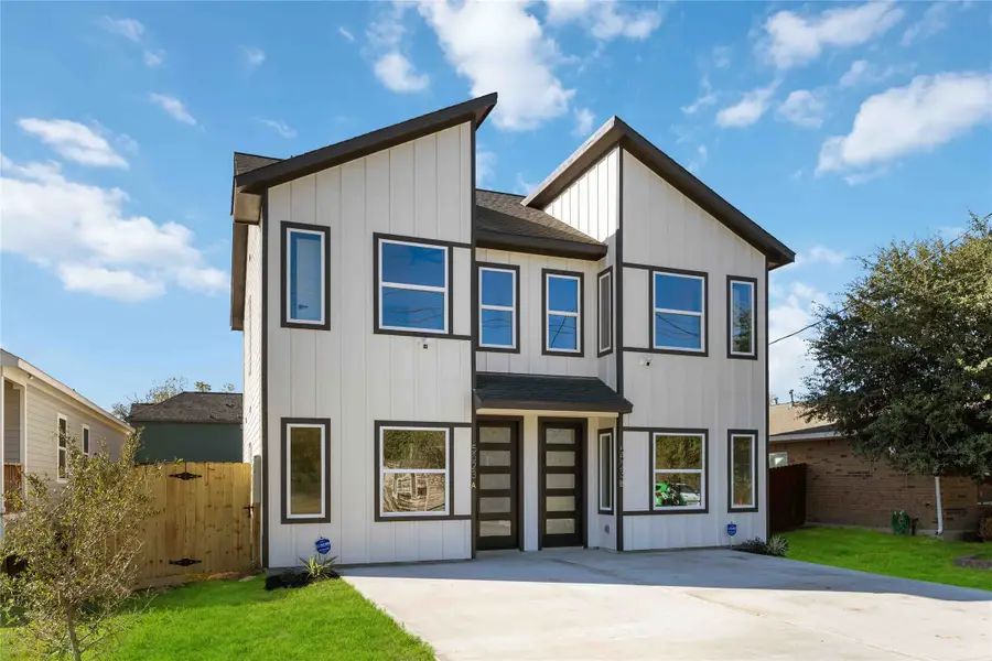 7217 & 7219 Sandra Street #A-D, Houston, TX 77028 - #2