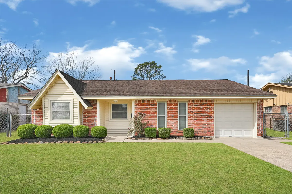 11502 Fawnway Dr, Houston, TX 77048 - #1