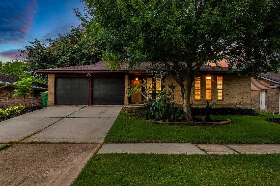 1728 Dolphin Drive, Seabrook, TX 77586 - #1
