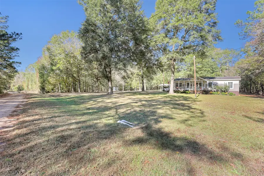 595 Andrew Jackson Drive, Livingston, TX 77351 - Image #3