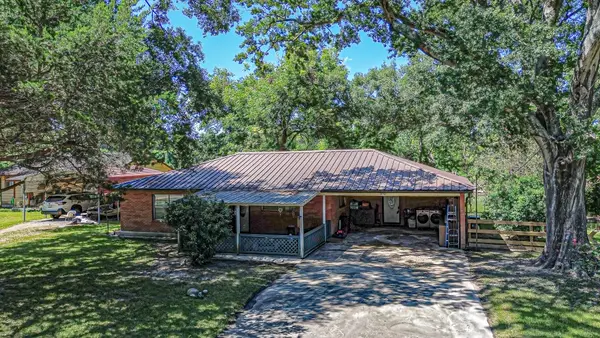 1014 River Road, Goodrich, TX 77335