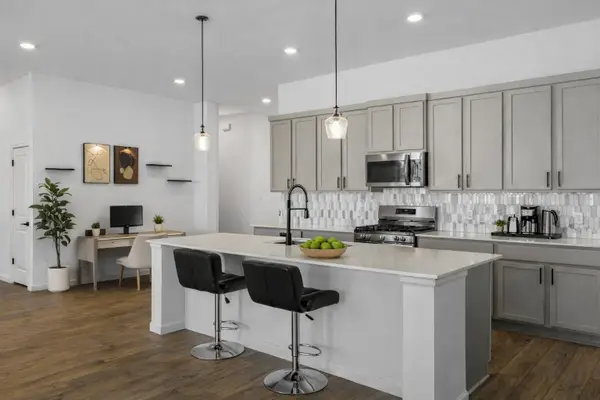 2331 Peach Oak Crossing, Manvel, TX 77578