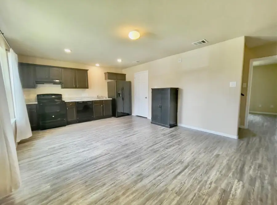 16666 E Hammon, Montgomery, TX 77316 - Image #2