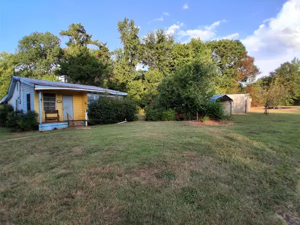 161 An County Road 126, Elkhart, TX 75839
