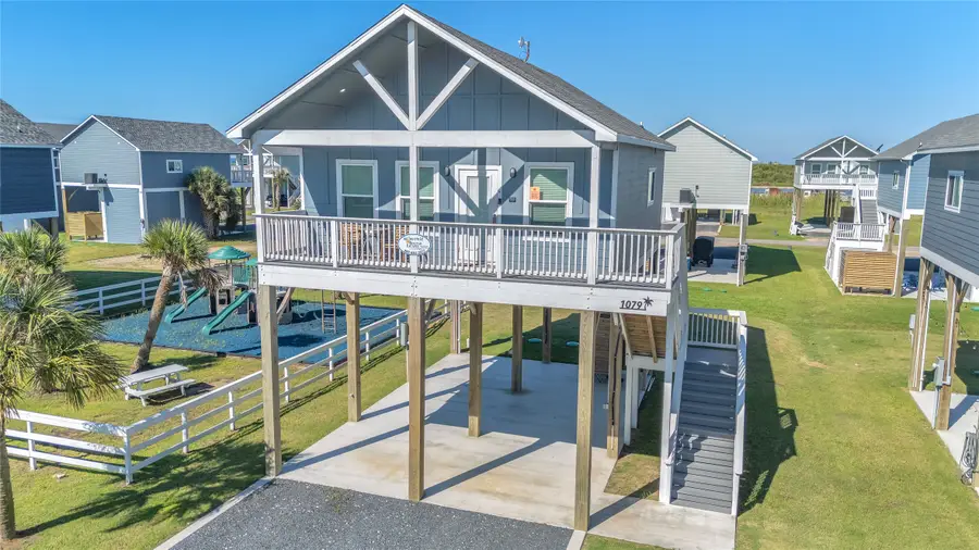 1079 Cedar Lane, Gilchrist, TX 77617 - #3