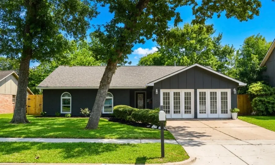 13819 Ivymount Drive, Sugar Land, TX 77498 - #2