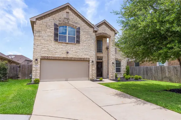 15638 Kensington Bluff Drive, Cypress, TX 77429