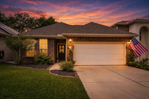 2923 Whitman Drive, Montgomery, TX 77356