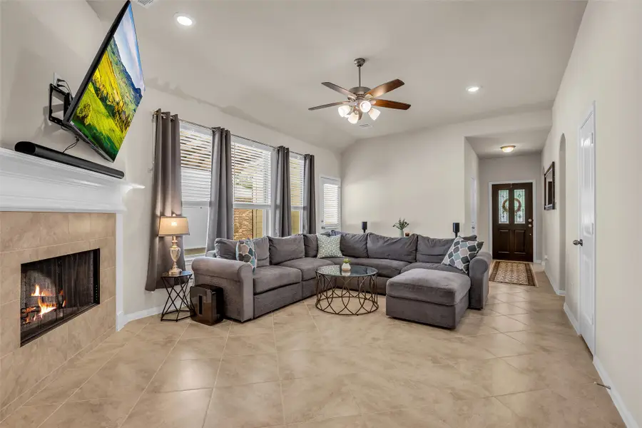 2923 Whitman Drive, Montgomery, TX 77356 - #3