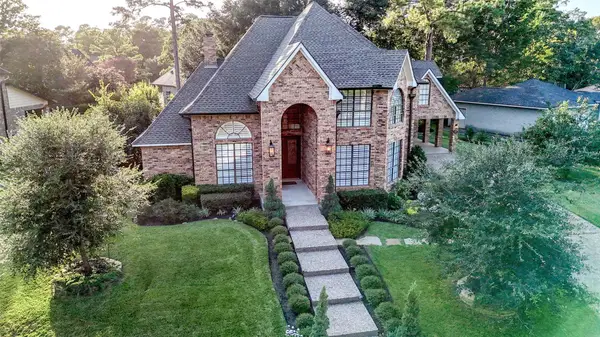 240 Edgewood Dr, Montgomery, TX 77356