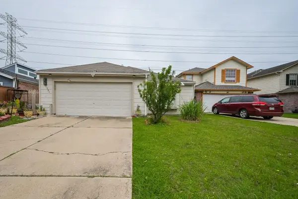 9319 Belle Park Drive, Houston, TX 77099