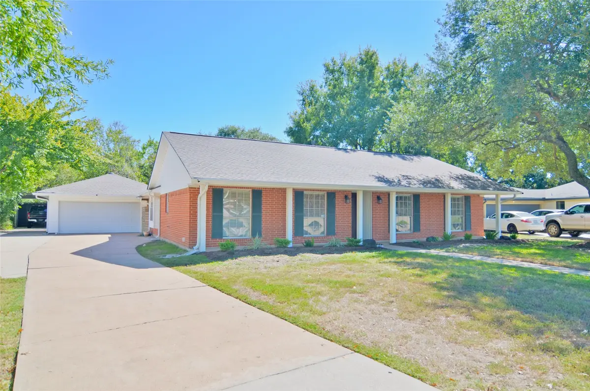 4513 S Flamingo Drive, Seabrook, TX 77586 - Image #1