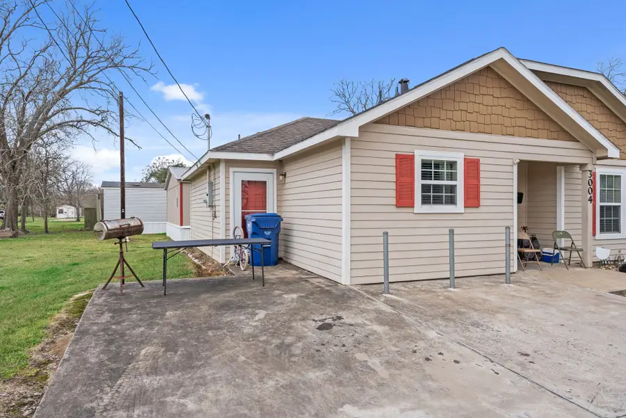 3004 Avenue D, Bay City, TX 77414 - #3