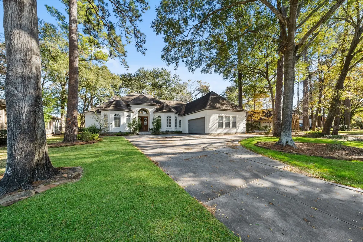 205 Springs Edge Drive, Montgomery, TX 77356 - Image #1