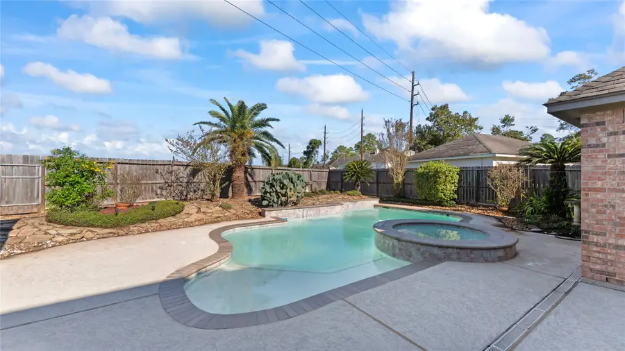 4530 Lakeside Meadow Drive, Missouri City, TX 77459 - Image #2