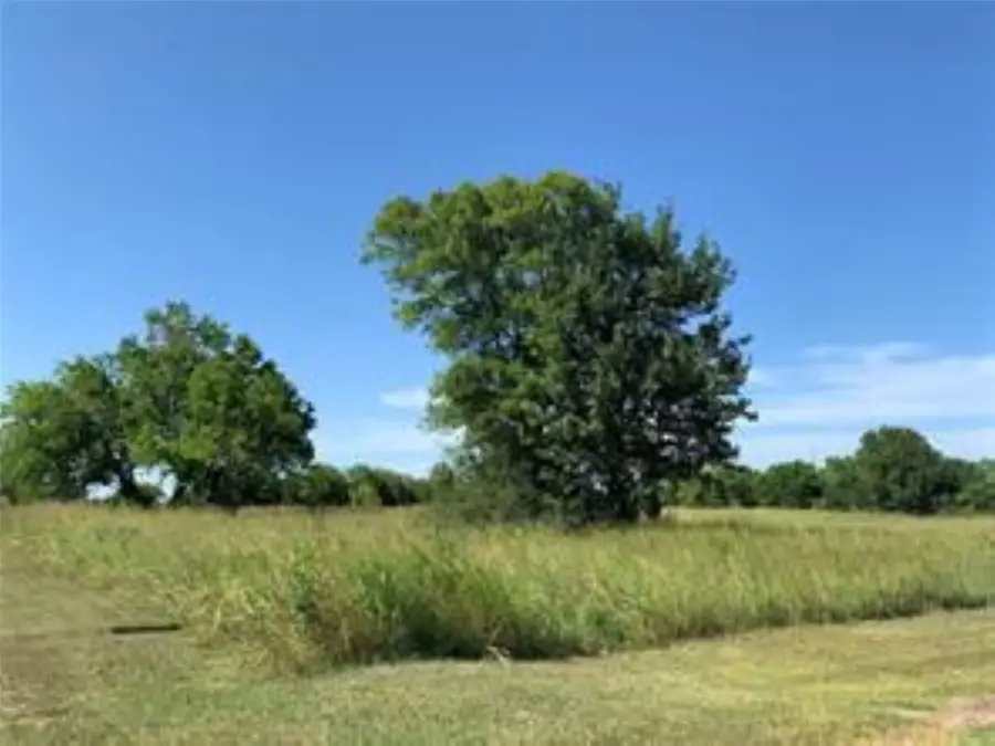 000 Penny Ln, Santa Fe, TX 77510 - Image #2