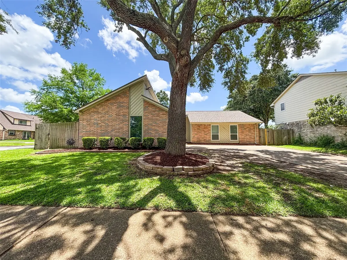 15011 Swanley Court, Houston, TX 77062 - Image #1