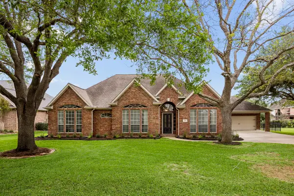 5210 Weston Drive, Weston Lakes, TX 77441